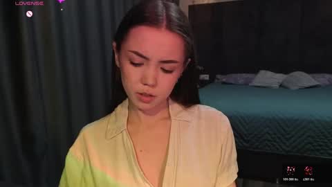 Snapshot of sweetieee_kira chatting on 05-23-26, 03:12 sweetieee_kira online show from 05-23-26, 03:12