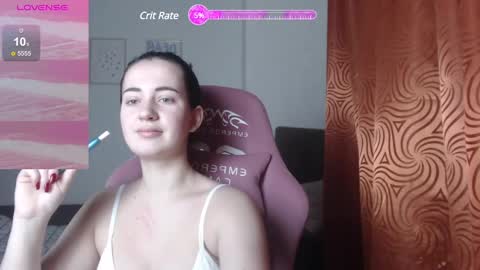 Snapshot of sweetiekendl chatting on 02-25-25, 10:18 Kendl online show from 02-25-25, 10:18