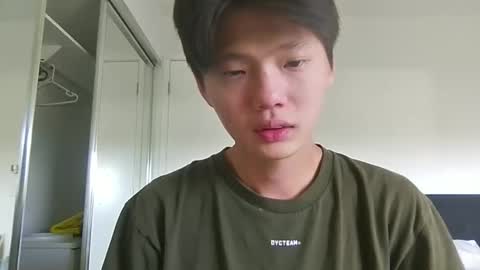 sweetiepuppy421 online show from 12-17-25, 11:00