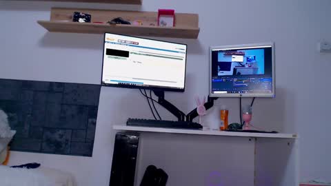 jessica online show from 01-18-25, 01:19