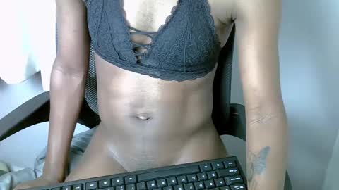 Snapshot of sweetkerry2 chatting on 07-14-26, 12:02 sweetkerry2 online show from 07-14-26, 12:02