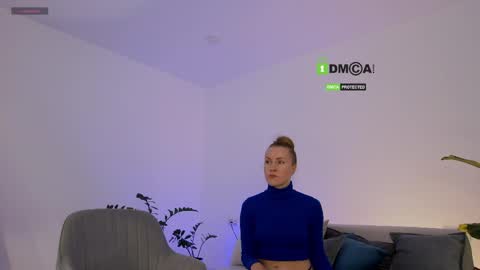 Snapshot of sweetkira1 chatting on 06-03-26, 02:33 SweetKira1 online show from 06-03-26, 02:33