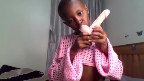 sweetkola online show from 01-19-26, 04:11