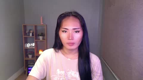 Snapshot of sweetladyboyx chatting on 01-09-25, 01:08   online show from 01-09-25, 01:08
