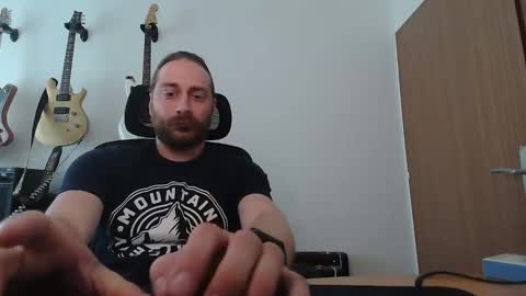 Snapshot of sweetleaf88 chatting on 05-09-26, 07:02 sweetleaf88 online show from 05-09-26, 07:02