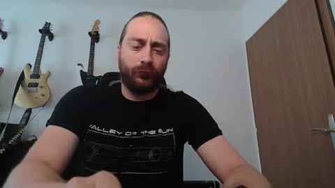 Snapshot of sweetleaf88 chatting on 05-14-26, 08:10 sweetleaf88 online show from 05-14-26, 08:10