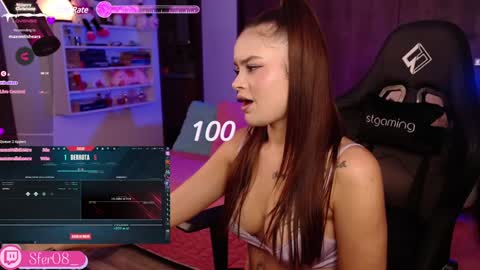 Snapshot of sweetlee_1 chatting on 12-12-24, 02:04 online show from 12-12-24, 02:04