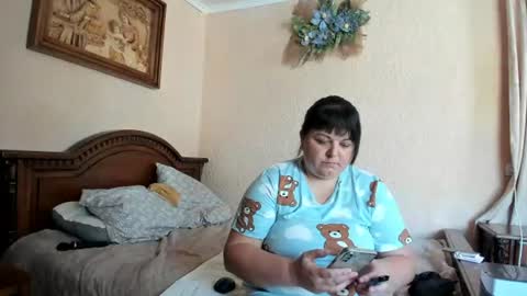SweetLenaandNatalia online show from 08-05-26, 06:38