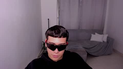 Snapshot of sweetlian_04 chatting on 02-27-25, 05:34 Lian online show from 02-27-25, 05:34