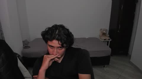 Snapshot of sweetlian_04 chatting on 02-03-26, 06:40 Lian online show from 02-03-26, 06:40