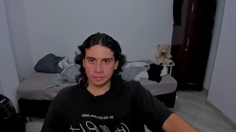 Snapshot of sweetlian_04 chatting on 02-21-26, 06:42 Lian online show from 02-21-26, 06:42