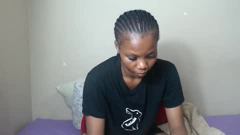 Snapshot of sweetlipss_ chatting on 09-09-25, 05:01 sweetlipss_ online show from 09-09-25, 05:01