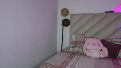 Snapshot of sweetlove_243 chatting on 06-26-26, 10:30 sweetlove 243 online show from 06-26-26, 10:30