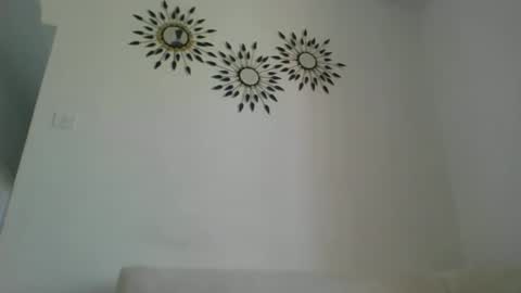 sweetluxequeen25 online show from 05-19-26, 11:05