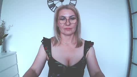 Snapshot of sweetmarthaaa chatting on 05-11-26, 11:16 sweetmarthaaa online show from 05-11-26, 11:16
