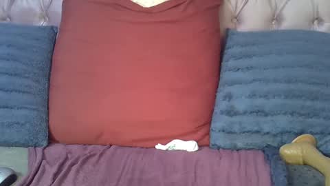 sweetmellowx1 online show from 02-18-25, 04:26