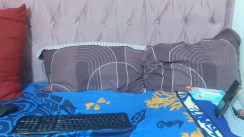 Snapshot of sweetmellowx1 chatting on 07-05-26, 04:25 sweetmellowx1 online show from 07-05-26, 04:25