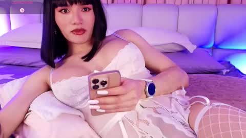 LUNA online show from 09-23-25, 05:05