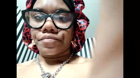 sweetness2532 online show from 04-06-26, 02:20