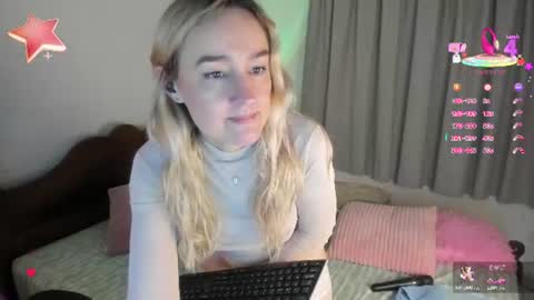 Snapshot of sweetnina_wet chatting on 07-28-26, 08:34 Sweetnina online show from 07-28-26, 08:34