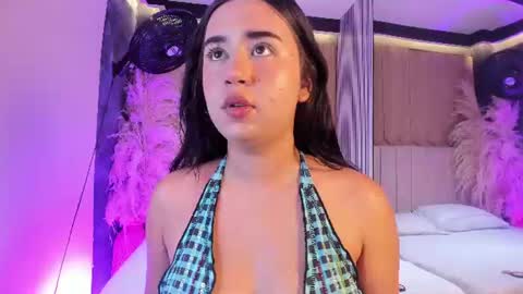 Snapshot of sweetnova_ chatting on 07-04-26, 12:39 Sweet Nova online show from 07-04-26, 12:39