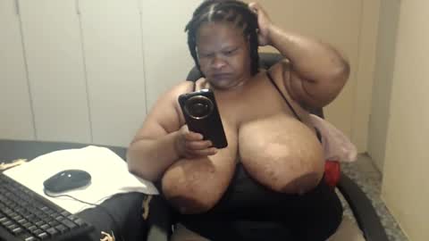 sweetnoziexxx online show from 10-17-25, 06:05