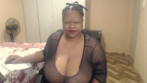 sweetnoziexxx online show from 04-19-26, 04:56
