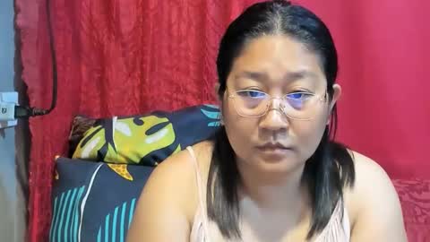 Snapshot of sweetpilipina88 chatting on 04-09-26, 07:03 MIA online show from 04-09-26, 07:03