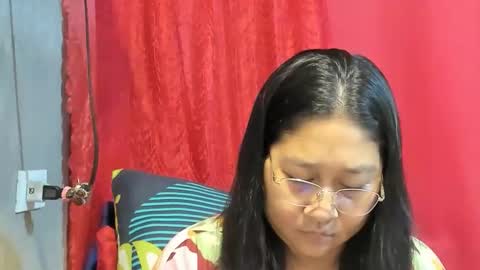 Snapshot of sweetpilipina88 chatting on 04-24-26, 02:25 MIA online show from 04-24-26, 02:25