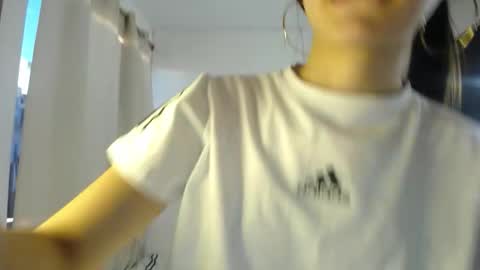 Snapshot of sweetpink1_ chatting on 10-10-25, 08:08 Caro  Lily online show from 10-10-25, 08:08