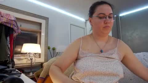 Snapshot of sweetraisa chatting on 06-24-26, 09:14 SweetRaisa online show from 06-24-26, 09:14