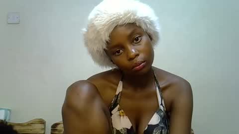 Lilly online show from 02-17-26, 01:07