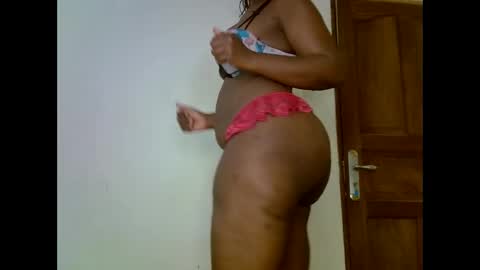 Snapshot of sweetrenne chatting on 02-06-25, 05:35 sweetrenne online show from 02-06-25, 05:35