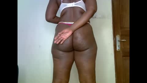 Snapshot of sweetrenne chatting on 02-21-25, 05:02 sweetrenne online show from 02-21-25, 05:02