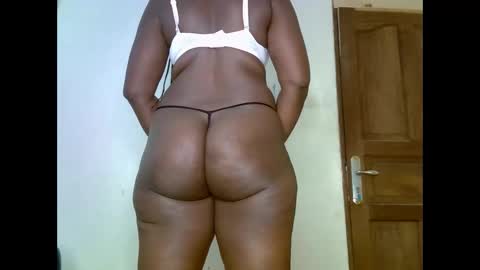 Snapshot of sweetrenne chatting on 03-01-25, 07:51 sweetrenne online show from 03-01-25, 07:51