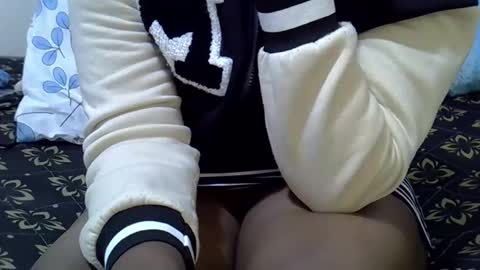 sweetrita1 online show from 04-16-26, 07:25