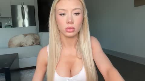 Sam online show from 03-09-26, 05:06