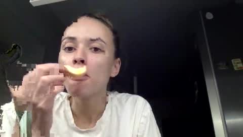 sweetsatalana online show from 05-26-26, 11:23