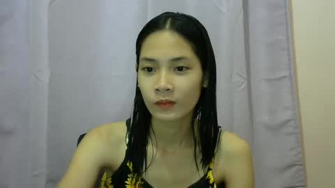 Mia online show from 12-19-24, 09:07