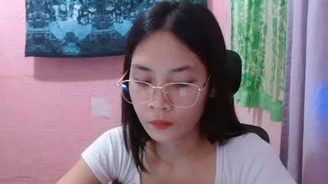 Snapshot of sweetsexygirl20 chatting on 07-03-26, 05:03 Mia online show from 07-03-26, 05:03