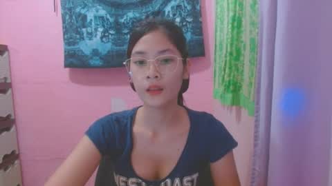 Snapshot of sweetsexygirl20 chatting on 07-04-26, 04:51 Mia online show from 07-04-26, 04:51