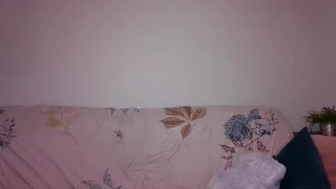 Snapshot of sweetsexyseductress chatting on 12-29-24, 09:39 JASMINE online show from 12-29-24, 09:39