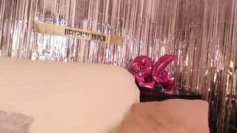 Snapshot of sweetsexyseductress chatting on 03-09-25, 06:50 JASMINE online show from 03-09-25, 06:50