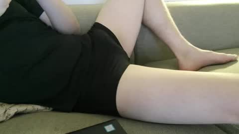 Snapshot of sweetsinner83 chatting on 04-14-26, 08:04 sweetsinner83 online show from 04-14-26, 08:04