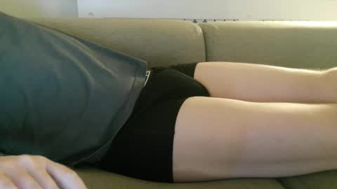 Snapshot of sweetsinner83 chatting on 04-18-26, 07:58 sweetsinner83 online show from 04-18-26, 07:58