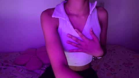 SweetSinnyX online show from 04-25-26, 12:57