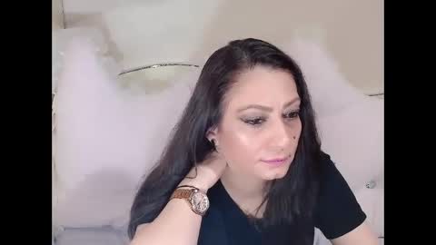 sweetstephanie01 online show from 12-04-25, 11:57