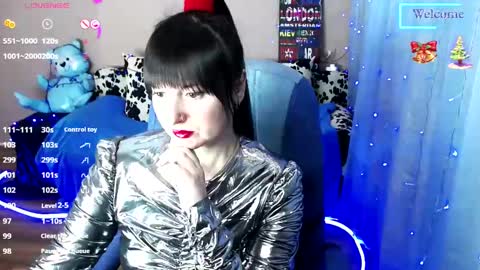 Snapshot of sweetsunnymila chatting on 12-20-24, 03:00 HelloI amShy Charming Mila-Nice to meet you and Welcome I am not a nude model  Sometimes a smile is all that we need online show from 12-20-24, 03:00