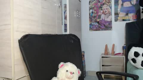 sweett_candy1 online show from 11-05-25, 03:39