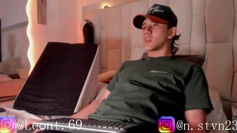 sweett_candy2 online show from 04-13-26, 01:33